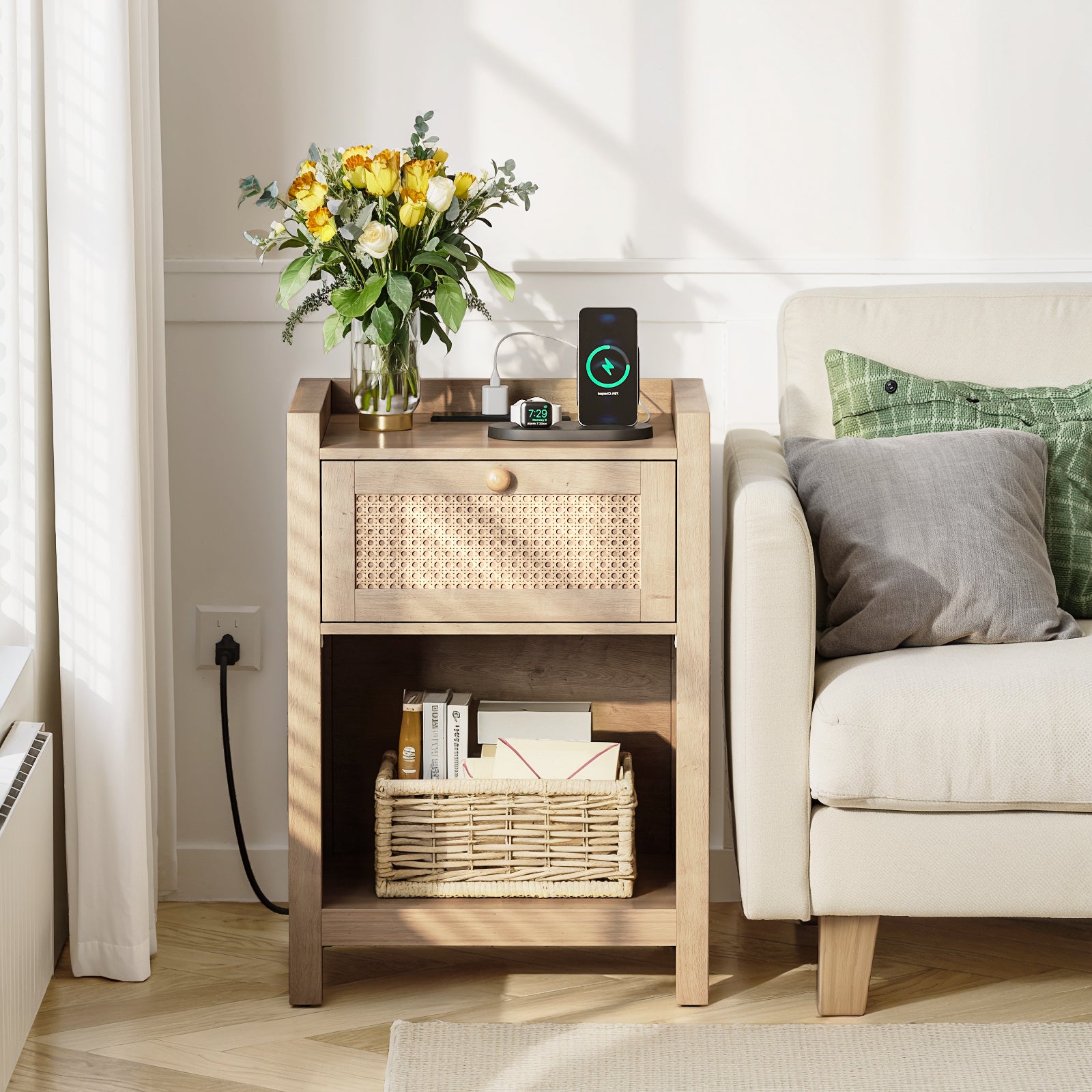 Holliwill 3 Pieces Bedroom Furniture Set, Rattan 7-Drawer Dresser and Nightstand Set with Charging Station, Chest of Drawers for Bedroom, Natural Oak